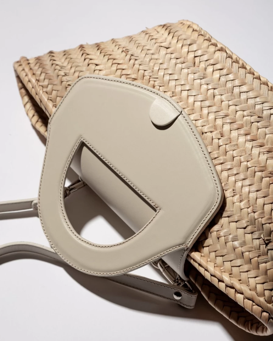 Hereu Studio Alqueria Cream Women's Handbag - Elegant & Stylish Accessory