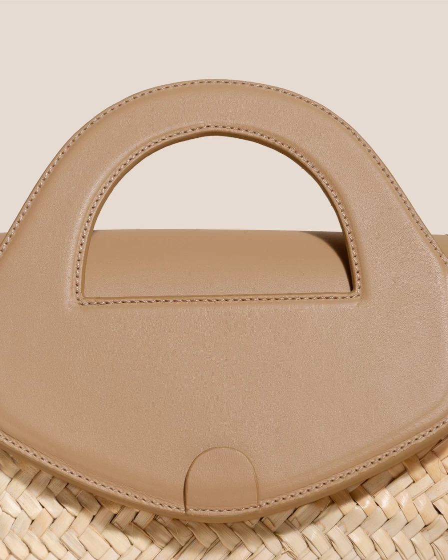 Hereu Studio Women's Beige Alqueria Handbag - Elegant & Stylish Designer Tote
