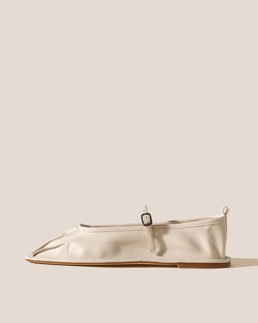 Hereu Studio Dansa Cream Women's Leather Loafers – Elegant & Comfortable Footwear