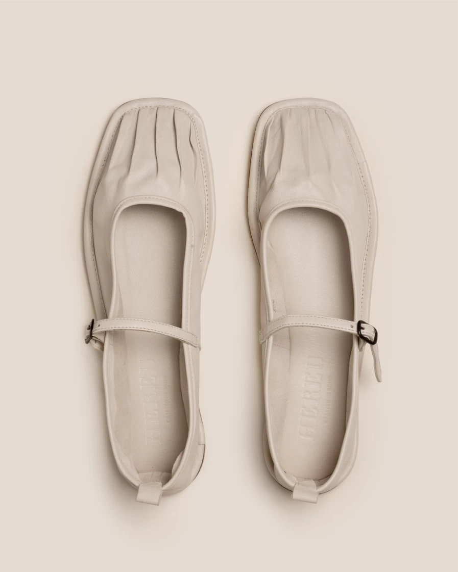 Hereu Studio Dansa Cream Women's Leather Loafers – Elegant & Comfortable Footwear