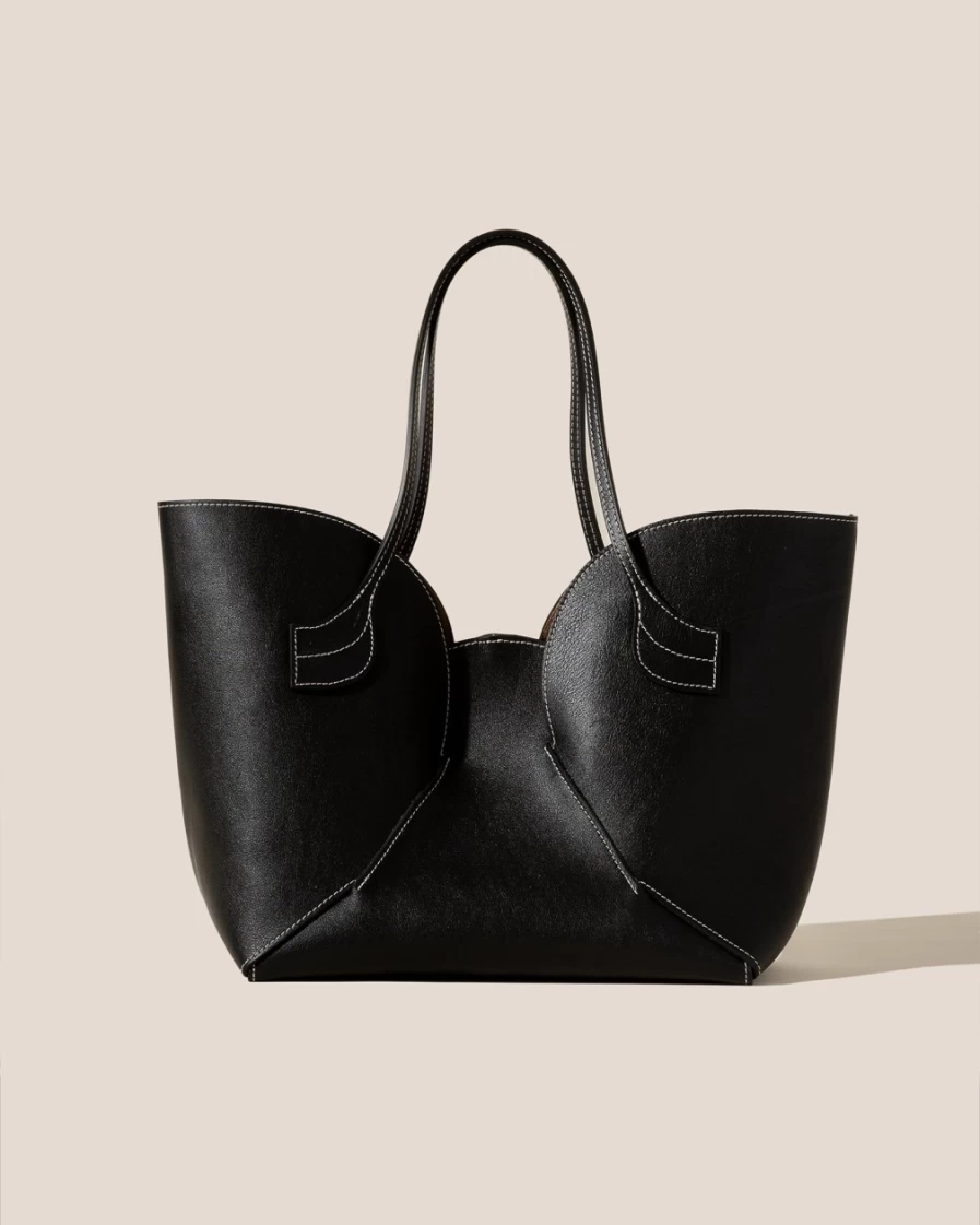 Hereu Studio Women's Sepal Black Handbag