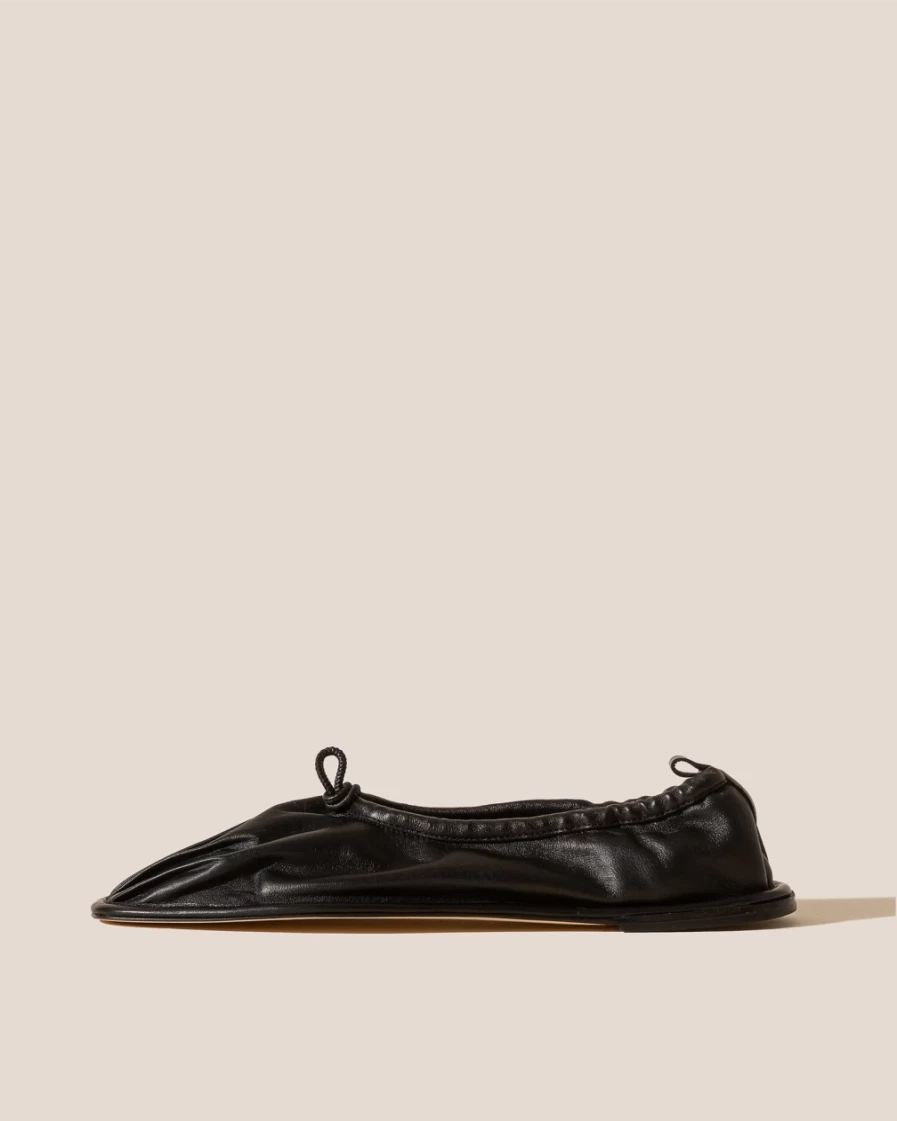 Hereu Studio Men's Black Puntera - Classic Leather Shoes for Men