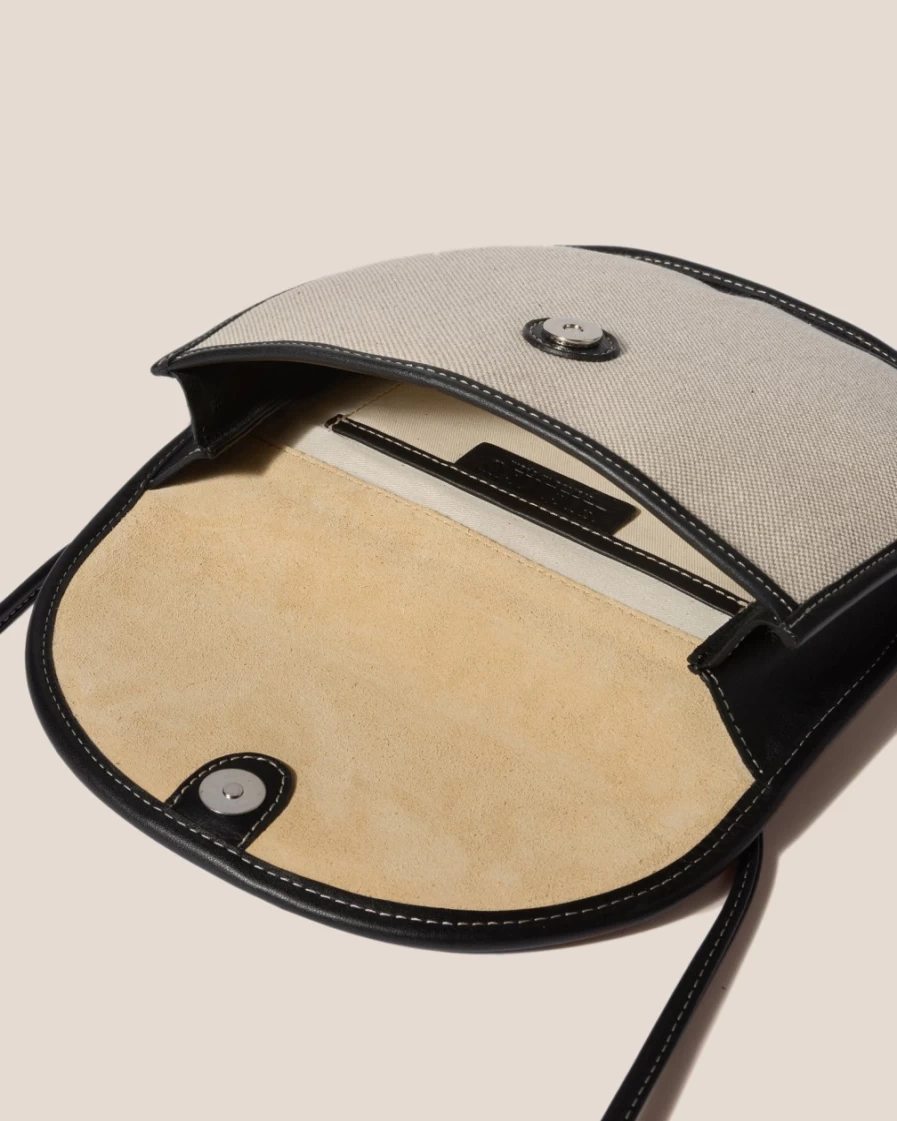 Hereu Studio Women's Escalo Beige/Black Leather Shoulder Bag