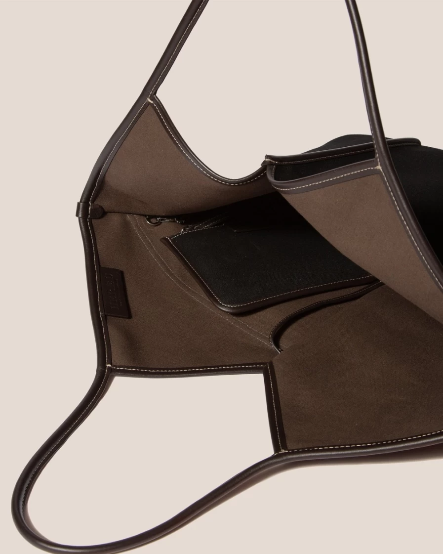 Hereu Studio Duna Women's Handbag in Black & Dark Brown