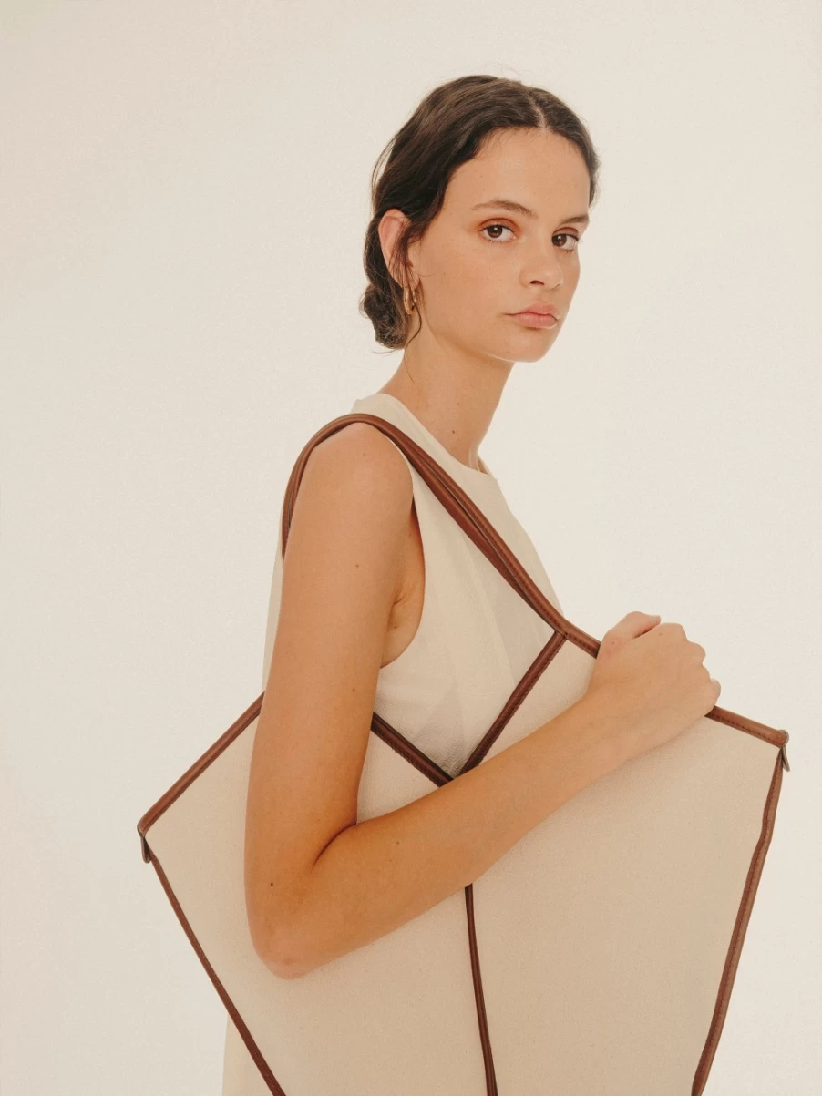 Hereu Studio Women's Calella Beige & Chestnut Leather Bag